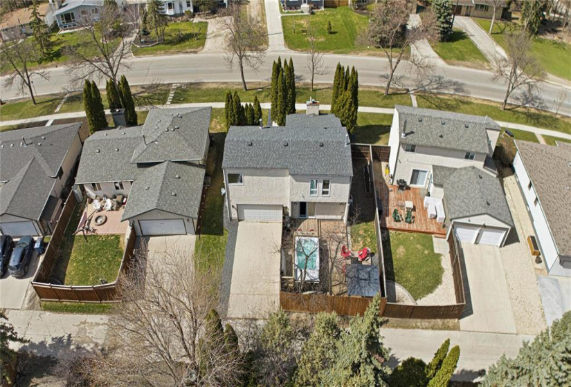 510 River, 3 Bedrooms Bedrooms, 11 Rooms Rooms,2 BathroomsBathrooms,Residential,For Sale,River