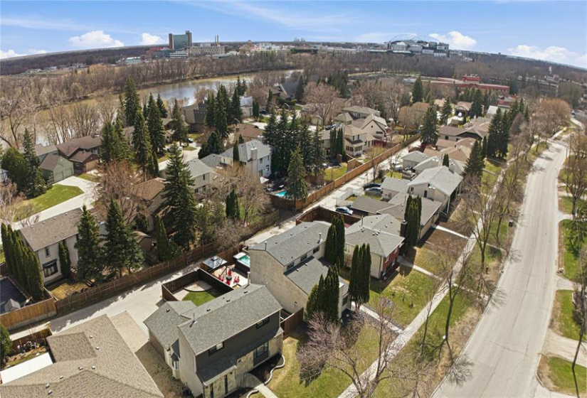 510 River, 3 Bedrooms Bedrooms, 11 Rooms Rooms,2 BathroomsBathrooms,Residential,For Sale,River