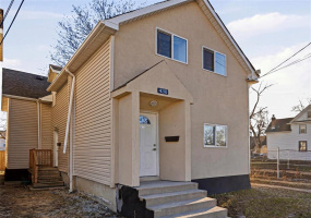 430 Bannatyne, 3 Bedrooms Bedrooms, 11 Rooms Rooms,2 BathroomsBathrooms,Residential,For Sale,Bannatyne 430 Bannatyne, 3 Bedrooms Bedrooms, 11 Rooms Rooms,2 BathroomsBathrooms,Residential,For Sale,Bannatyne