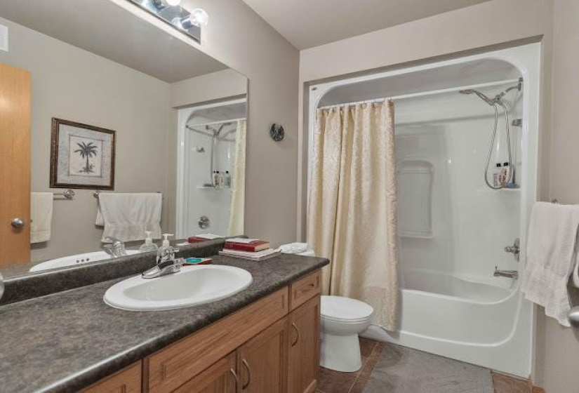 19 KINGFISHER, 4 Bedrooms Bedrooms, 12 Rooms Rooms,3 BathroomsBathrooms,Residential,For Sale,KINGFISHER