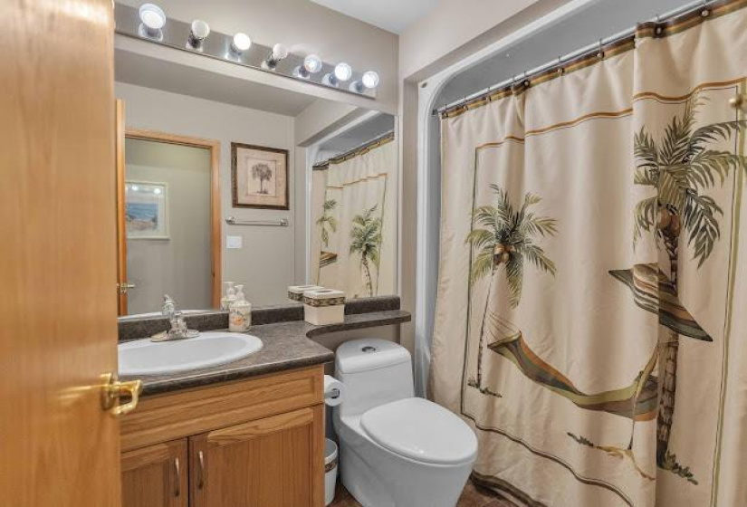 19 KINGFISHER, 4 Bedrooms Bedrooms, 12 Rooms Rooms,3 BathroomsBathrooms,Residential,For Sale,KINGFISHER