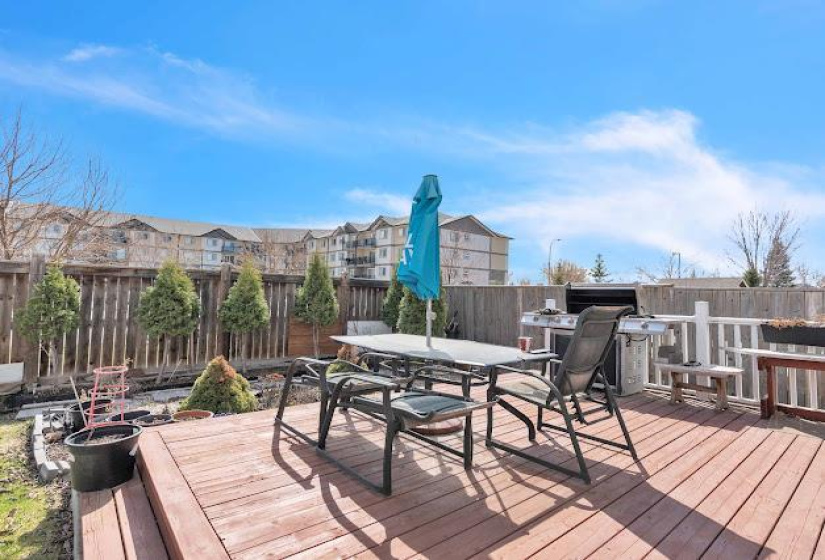19 KINGFISHER, 4 Bedrooms Bedrooms, 12 Rooms Rooms,3 BathroomsBathrooms,Residential,For Sale,KINGFISHER