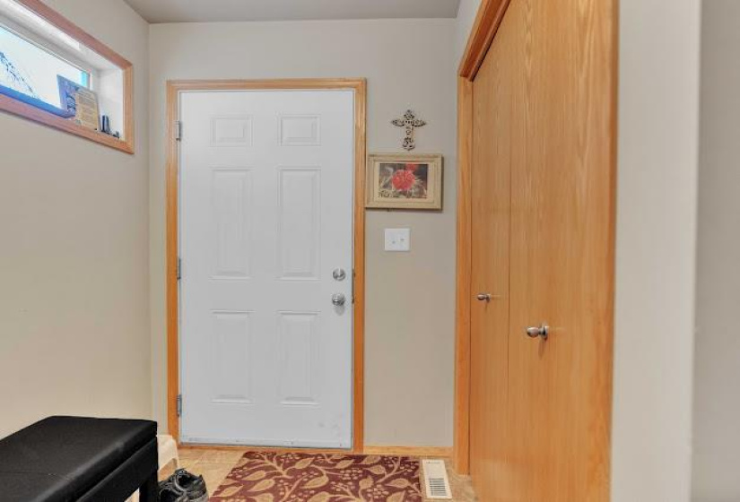 19 KINGFISHER, 4 Bedrooms Bedrooms, 12 Rooms Rooms,3 BathroomsBathrooms,Residential,For Sale,KINGFISHER