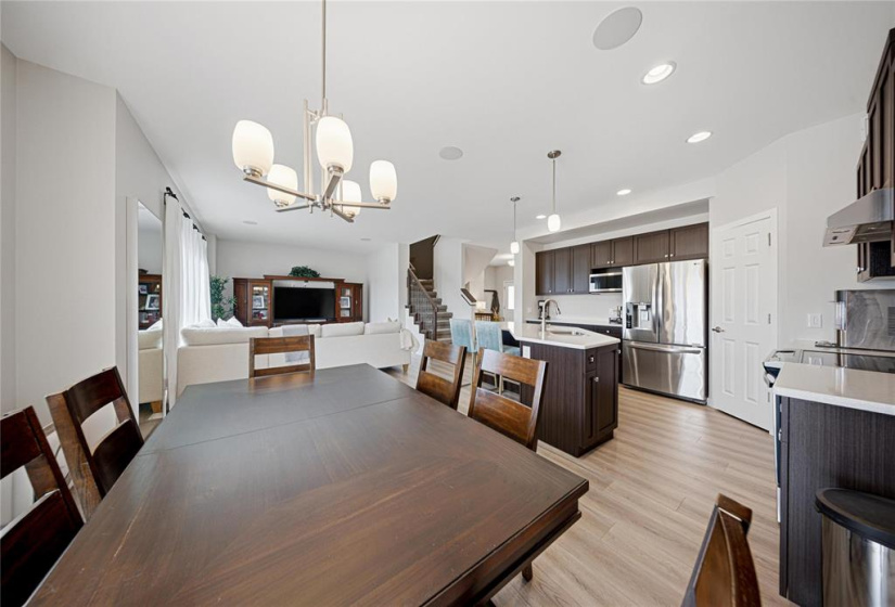 135 Kingsclear, 4 Bedrooms Bedrooms, 13 Rooms Rooms,2 BathroomsBathrooms,Residential,For Sale,Kingsclear