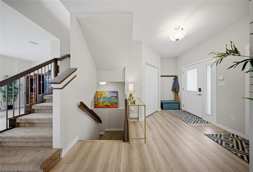 135 Kingsclear, 4 Bedrooms Bedrooms, 13 Rooms Rooms,2 BathroomsBathrooms,Residential,For Sale,Kingsclear