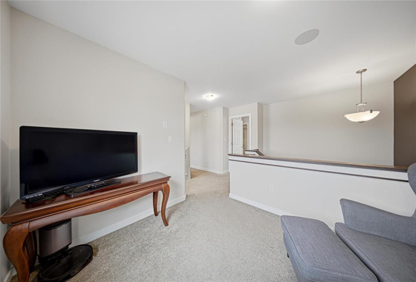 135 Kingsclear, 4 Bedrooms Bedrooms, 13 Rooms Rooms,2 BathroomsBathrooms,Residential,For Sale,Kingsclear
