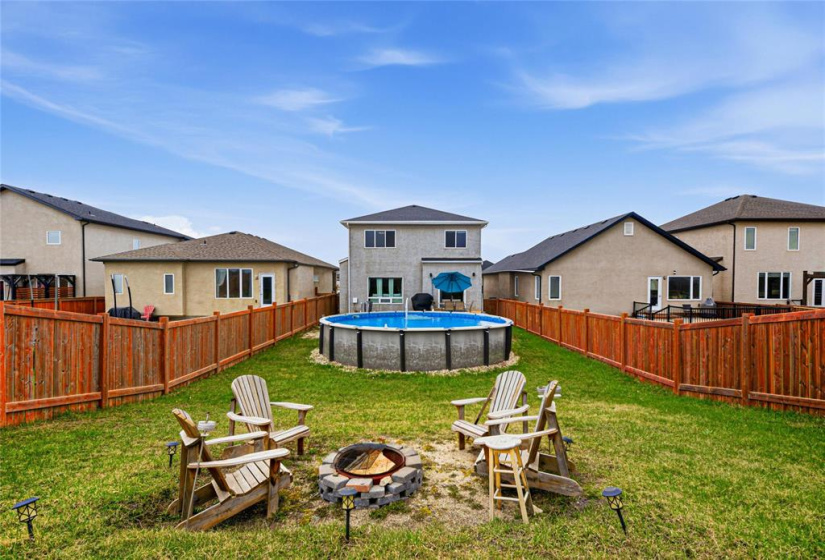 135 Kingsclear, 4 Bedrooms Bedrooms, 13 Rooms Rooms,2 BathroomsBathrooms,Residential,For Sale,Kingsclear
