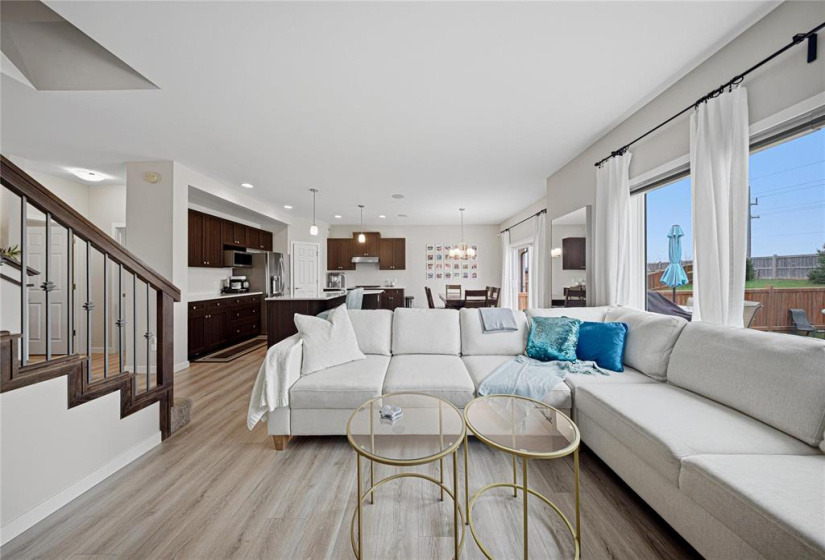 135 Kingsclear, 4 Bedrooms Bedrooms, 13 Rooms Rooms,2 BathroomsBathrooms,Residential,For Sale,Kingsclear