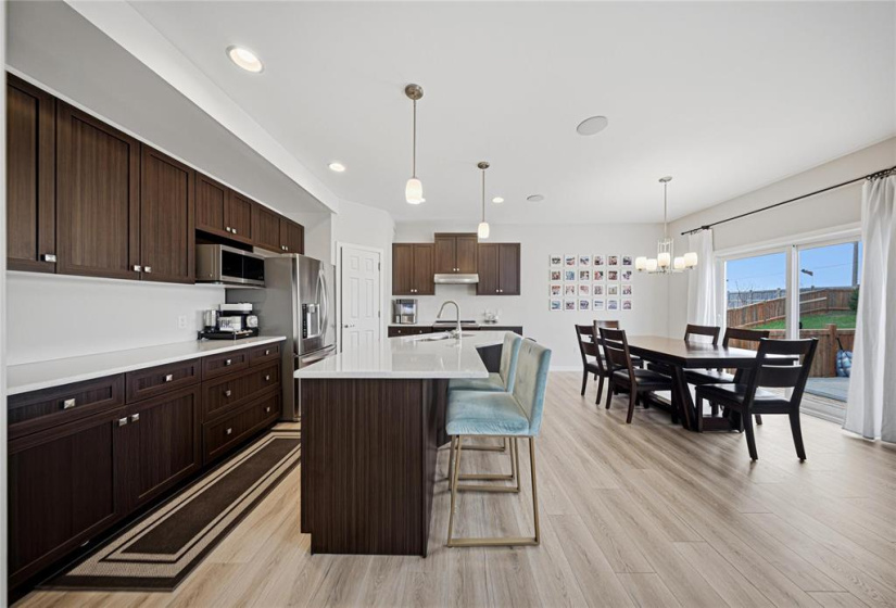 135 Kingsclear, 4 Bedrooms Bedrooms, 13 Rooms Rooms,2 BathroomsBathrooms,Residential,For Sale,Kingsclear