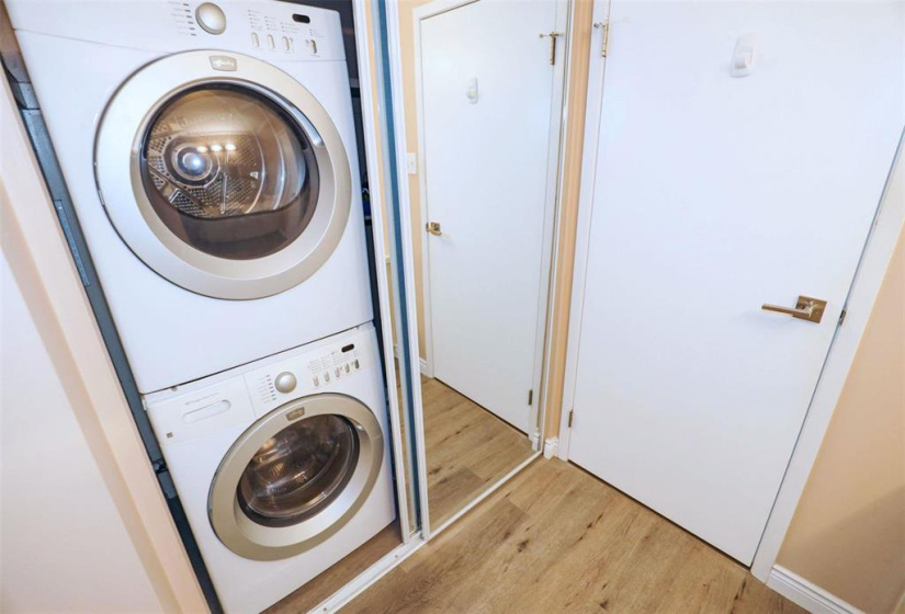 667 St Anne's, 2 Bedrooms Bedrooms, 7 Rooms Rooms,1 BathroomBathrooms,Condominium,For Sale,St Anne's