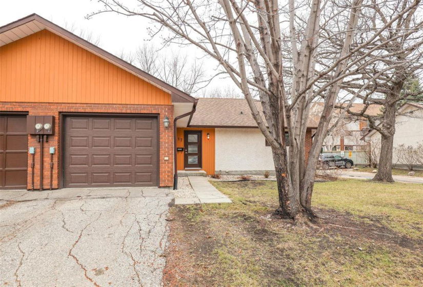667 St Anne's, 2 Bedrooms Bedrooms, 7 Rooms Rooms,1 BathroomBathrooms,Condominium,For Sale,St Anne's
