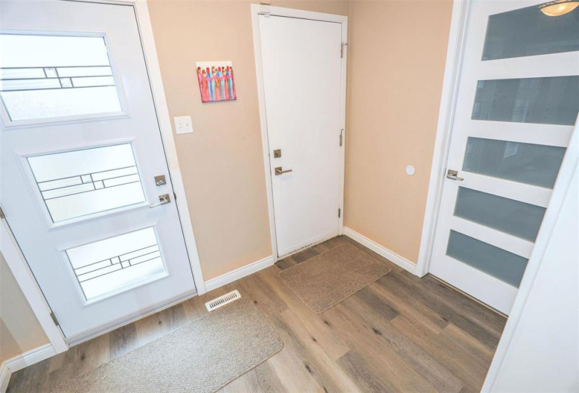 667 St Anne's, 2 Bedrooms Bedrooms, 7 Rooms Rooms,1 BathroomBathrooms,Condominium,For Sale,St Anne's
