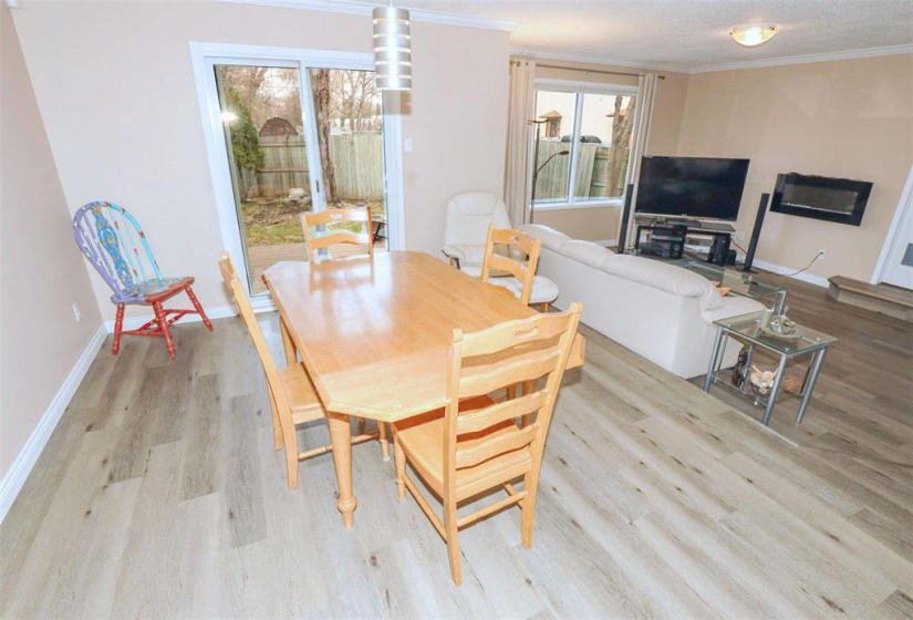 667 St Anne's, 2 Bedrooms Bedrooms, 7 Rooms Rooms,1 BathroomBathrooms,Condominium,For Sale,St Anne's