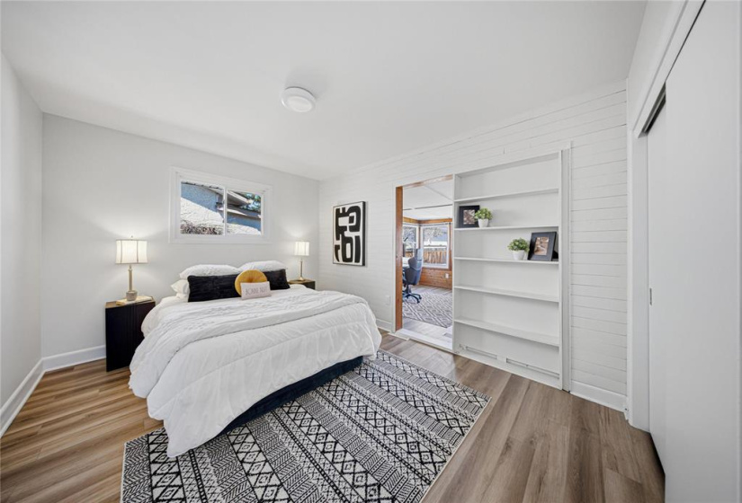 528 Lanark, 4 Bedrooms Bedrooms, 13 Rooms Rooms,2 BathroomsBathrooms,Residential,For Sale,Lanark