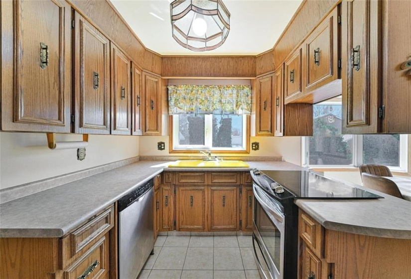 35 Longstone, 4 Bedrooms Bedrooms, 13 Rooms Rooms,3 BathroomsBathrooms,Residential,For Sale,Longstone