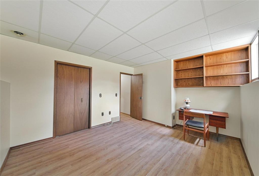 35 Longstone, 4 Bedrooms Bedrooms, 13 Rooms Rooms,3 BathroomsBathrooms,Residential,For Sale,Longstone