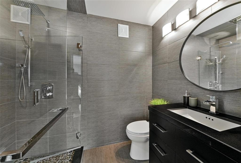 40 Abbotsfield, 3 Bedrooms Bedrooms, 12 Rooms Rooms,3 BathroomsBathrooms,Residential,For Sale,Abbotsfield