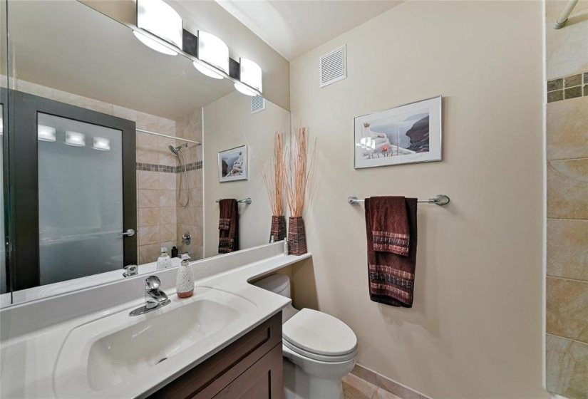 40 Abbotsfield, 3 Bedrooms Bedrooms, 12 Rooms Rooms,3 BathroomsBathrooms,Residential,For Sale,Abbotsfield