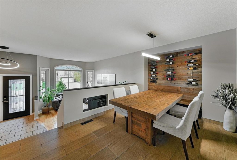 40 Abbotsfield, 3 Bedrooms Bedrooms, 12 Rooms Rooms,3 BathroomsBathrooms,Residential,For Sale,Abbotsfield