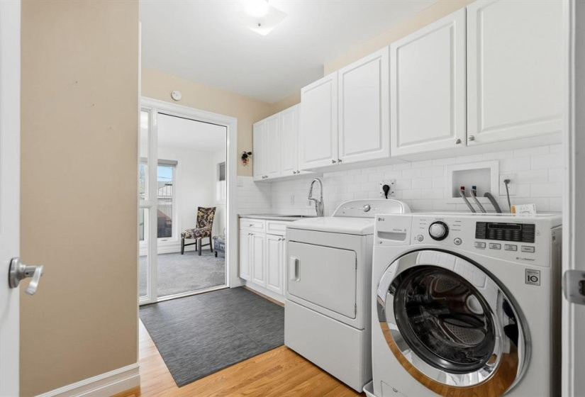 7 Lauder, 3 Bedrooms Bedrooms, 11 Rooms Rooms,2 BathroomsBathrooms,Residential,For Sale,Lauder