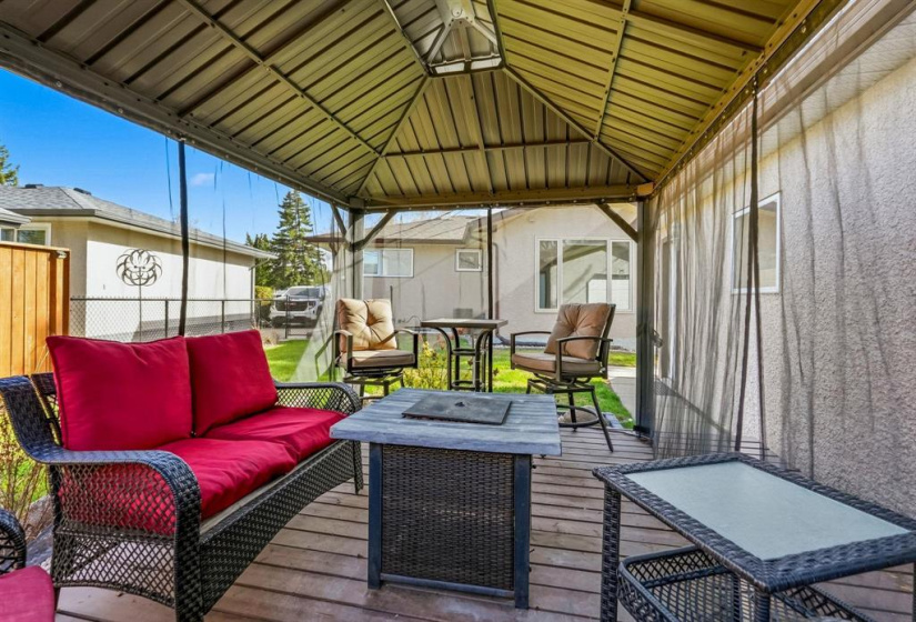7 Lauder, 3 Bedrooms Bedrooms, 11 Rooms Rooms,2 BathroomsBathrooms,Residential,For Sale,Lauder