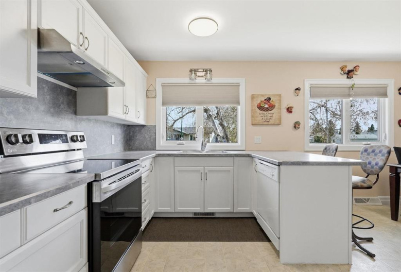 7 Lauder, 3 Bedrooms Bedrooms, 11 Rooms Rooms,2 BathroomsBathrooms,Residential,For Sale,Lauder
