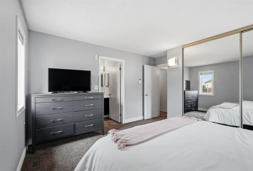 67 Lambeth, 4 Bedrooms Bedrooms, 11 Rooms Rooms,3 BathroomsBathrooms,Residential,For Sale,Lambeth