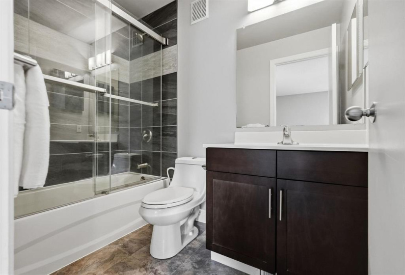 67 Lambeth, 4 Bedrooms Bedrooms, 11 Rooms Rooms,3 BathroomsBathrooms,Residential,For Sale,Lambeth