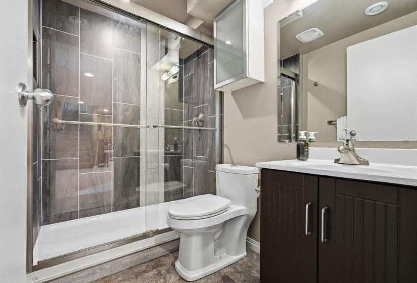 67 Lambeth, 4 Bedrooms Bedrooms, 11 Rooms Rooms,3 BathroomsBathrooms,Residential,For Sale,Lambeth