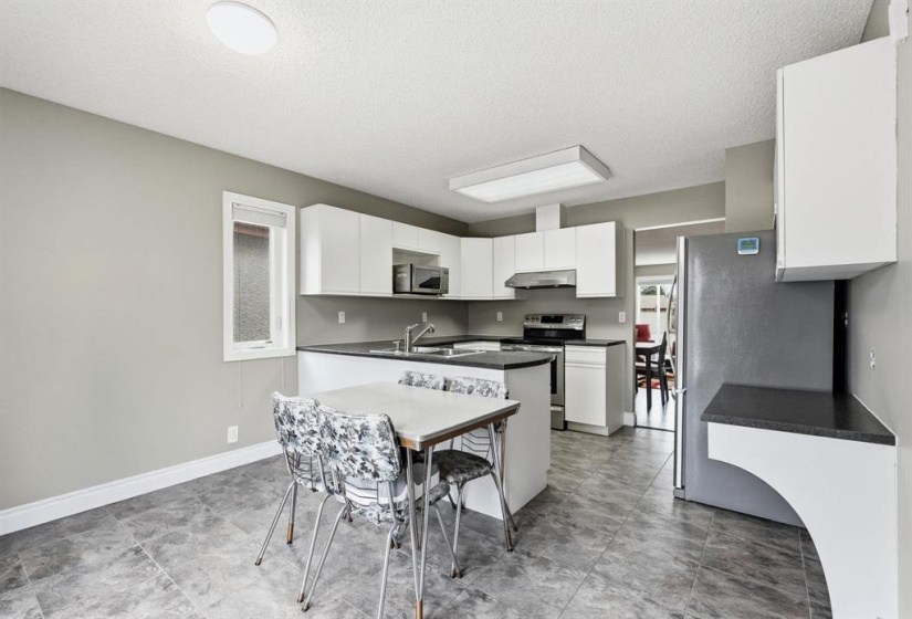 67 Lambeth, 4 Bedrooms Bedrooms, 11 Rooms Rooms,3 BathroomsBathrooms,Residential,For Sale,Lambeth