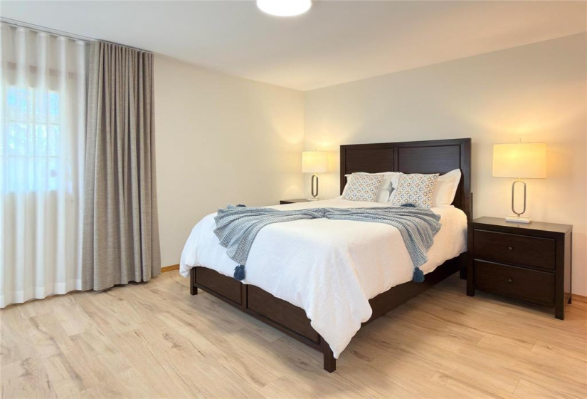 200 Victor Lewis, 3 Bedrooms Bedrooms, 14 Rooms Rooms,3 BathroomsBathrooms,Condominium,For Sale,Victor Lewis