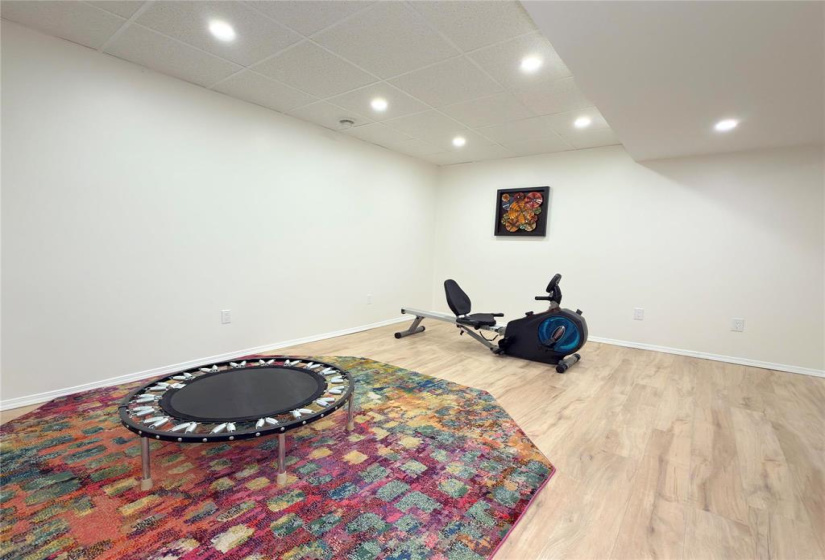 200 Victor Lewis, 3 Bedrooms Bedrooms, 14 Rooms Rooms,3 BathroomsBathrooms,Condominium,For Sale,Victor Lewis