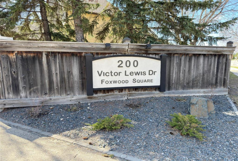 200 Victor Lewis, 3 Bedrooms Bedrooms, 14 Rooms Rooms,3 BathroomsBathrooms,Condominium,For Sale,Victor Lewis