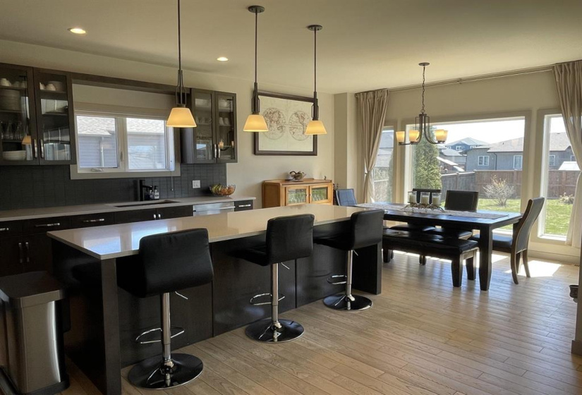 46 Fourth, 5 Bedrooms Bedrooms, 14 Rooms Rooms,3 BathroomsBathrooms,Residential,For Sale,Fourth