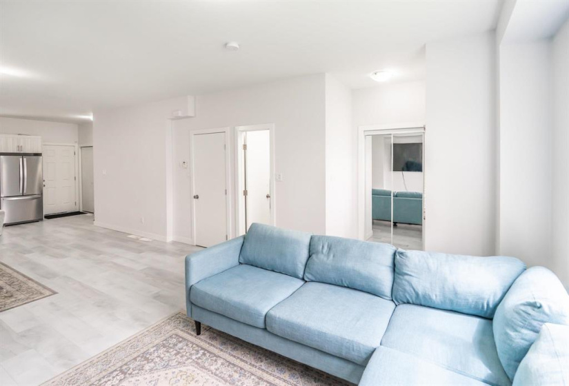 75 Fermor, 4 Bedrooms Bedrooms, 10 Rooms Rooms,3 BathroomsBathrooms,Residential,For Sale,Fermor