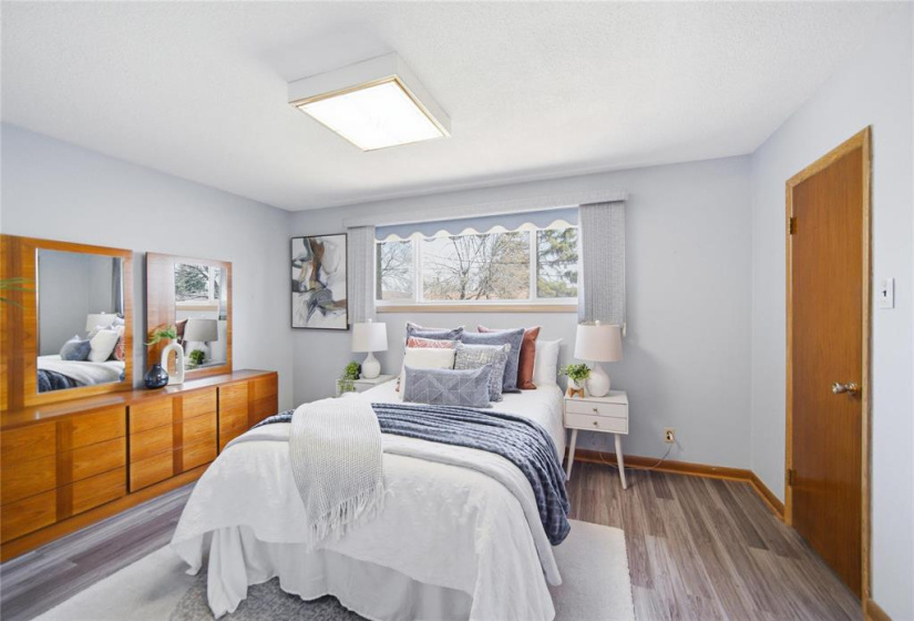 225 Dunkirk, 3 Bedrooms Bedrooms, 10 Rooms Rooms,1 BathroomBathrooms,Residential,For Sale,Dunkirk