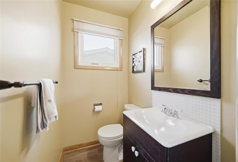 225 Dunkirk, 3 Bedrooms Bedrooms, 10 Rooms Rooms,1 BathroomBathrooms,Residential,For Sale,Dunkirk