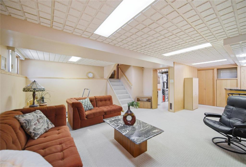225 Dunkirk, 3 Bedrooms Bedrooms, 10 Rooms Rooms,1 BathroomBathrooms,Residential,For Sale,Dunkirk
