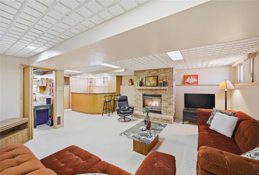 225 Dunkirk, 3 Bedrooms Bedrooms, 10 Rooms Rooms,1 BathroomBathrooms,Residential,For Sale,Dunkirk