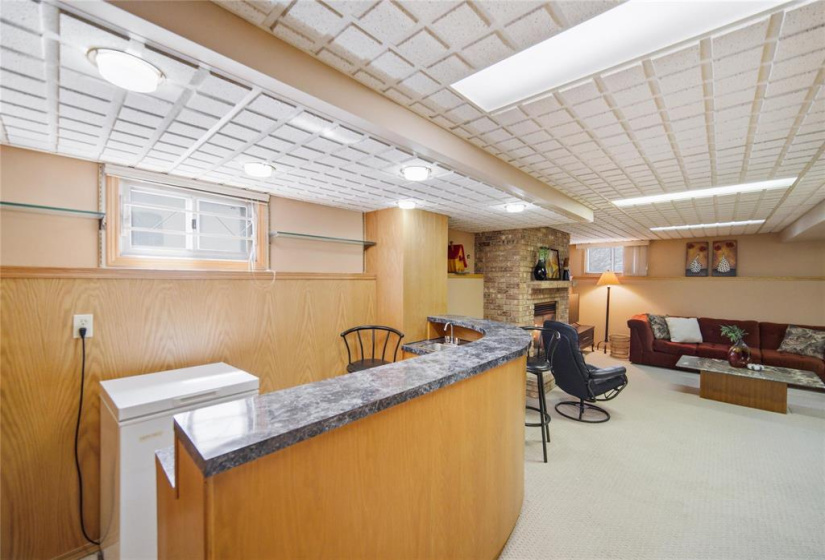 225 Dunkirk, 3 Bedrooms Bedrooms, 10 Rooms Rooms,1 BathroomBathrooms,Residential,For Sale,Dunkirk