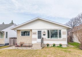 625 Oxford, 3 Bedrooms Bedrooms, 9 Rooms Rooms,1 BathroomBathrooms,Residential,For Sale,Oxford 625 Oxford, 3 Bedrooms Bedrooms, 9 Rooms Rooms,1 BathroomBathrooms,Residential,For Sale,Oxford