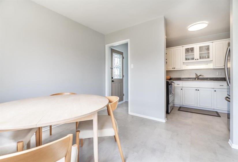 625 Oxford, 3 Bedrooms Bedrooms, 9 Rooms Rooms,1 BathroomBathrooms,Residential,For Sale,Oxford