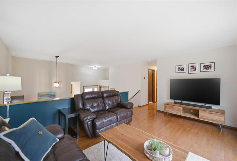 67 Augusta, 4 Bedrooms Bedrooms, 11 Rooms Rooms,2 BathroomsBathrooms,Residential,For Sale,Augusta