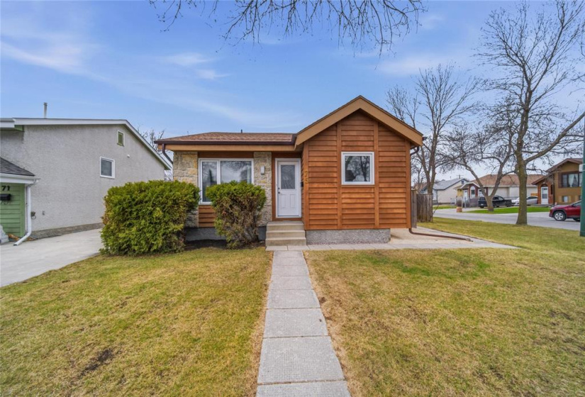 75 Turnham, 4 Bedrooms Bedrooms, 11 Rooms Rooms,2 BathroomsBathrooms,Residential,For Sale,Turnham