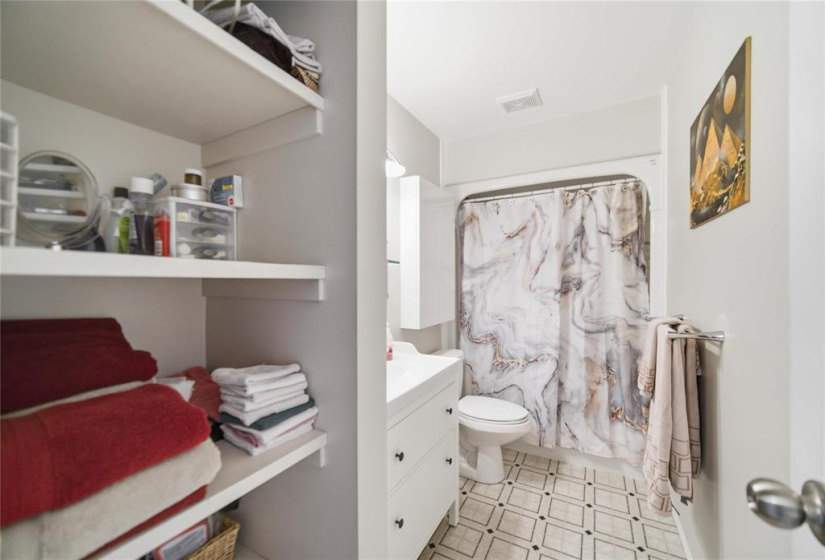 75 Turnham, 4 Bedrooms Bedrooms, 11 Rooms Rooms,2 BathroomsBathrooms,Residential,For Sale,Turnham