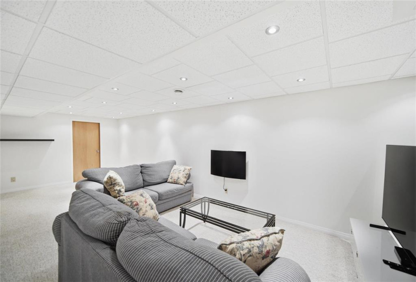 75 Turnham, 4 Bedrooms Bedrooms, 11 Rooms Rooms,2 BathroomsBathrooms,Residential,For Sale,Turnham