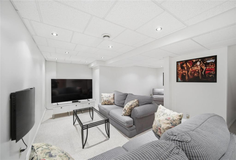 75 Turnham, 4 Bedrooms Bedrooms, 11 Rooms Rooms,2 BathroomsBathrooms,Residential,For Sale,Turnham