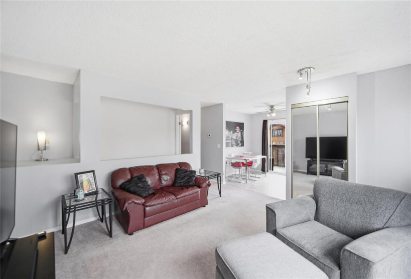 75 Turnham, 4 Bedrooms Bedrooms, 11 Rooms Rooms,2 BathroomsBathrooms,Residential,For Sale,Turnham