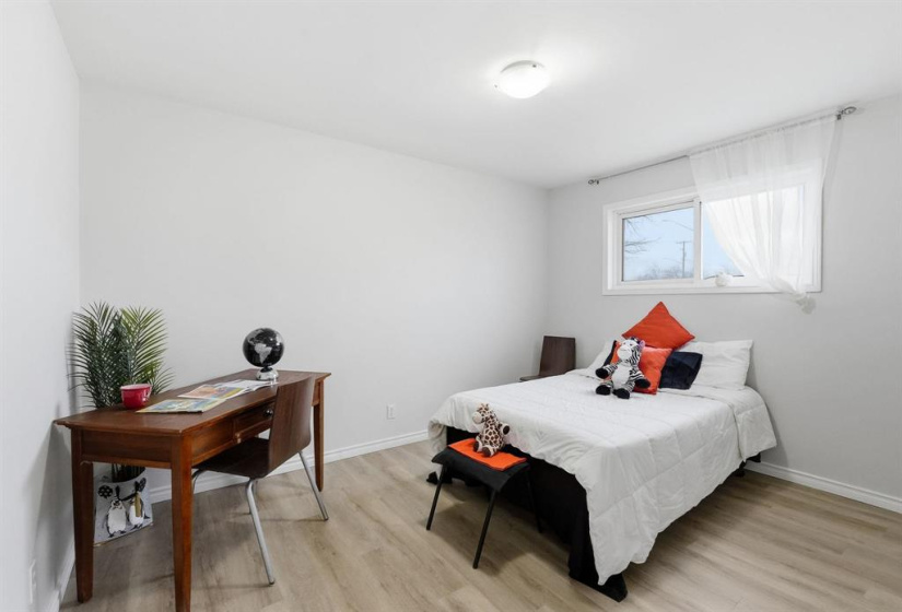 263 4TH, 3 Bedrooms Bedrooms, 9 Rooms Rooms,1 BathroomBathrooms,Residential,For Sale,4TH