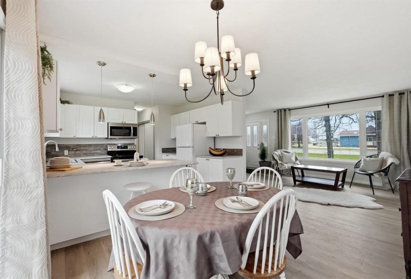 263 4TH, 3 Bedrooms Bedrooms, 9 Rooms Rooms,1 BathroomBathrooms,Residential,For Sale,4TH